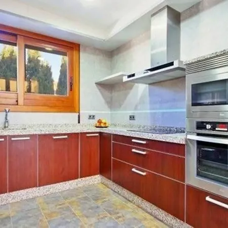 Villa In Calpe, Alicante 103810 By Mo Calpe